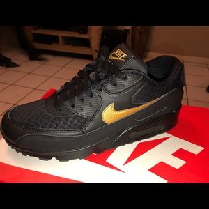 Airmax 90 essential